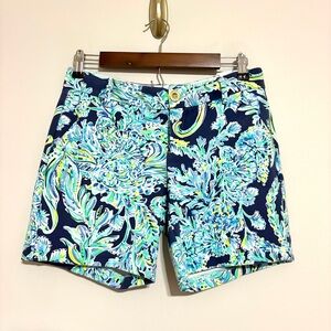 Lilly Pulitzer Luxletic Ocean Trail Print Shorts Size 4 Stretchy Beach Bottoms